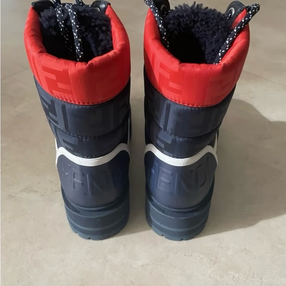 Fendi winter biker boots brand new with box - Picture 4 of 9